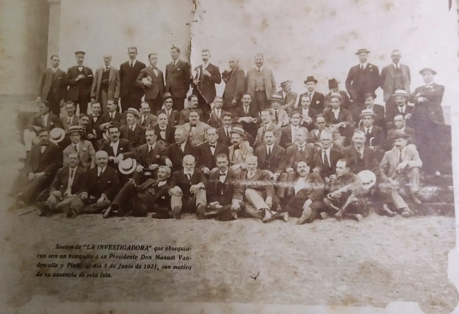 Sociedad La Investigadora